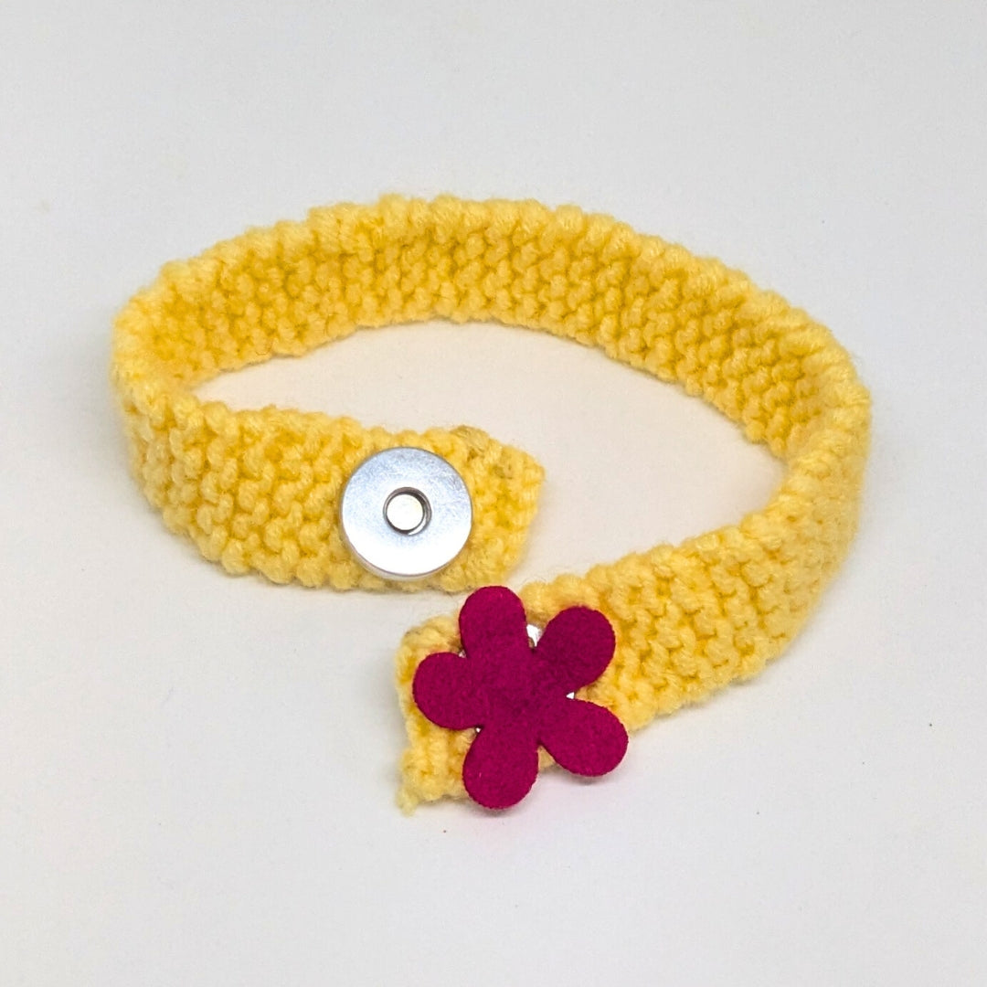 HRIKU® Cat Neck Bands - Cozy Winter Fashion for Cats - Yellow (Pack of 2)