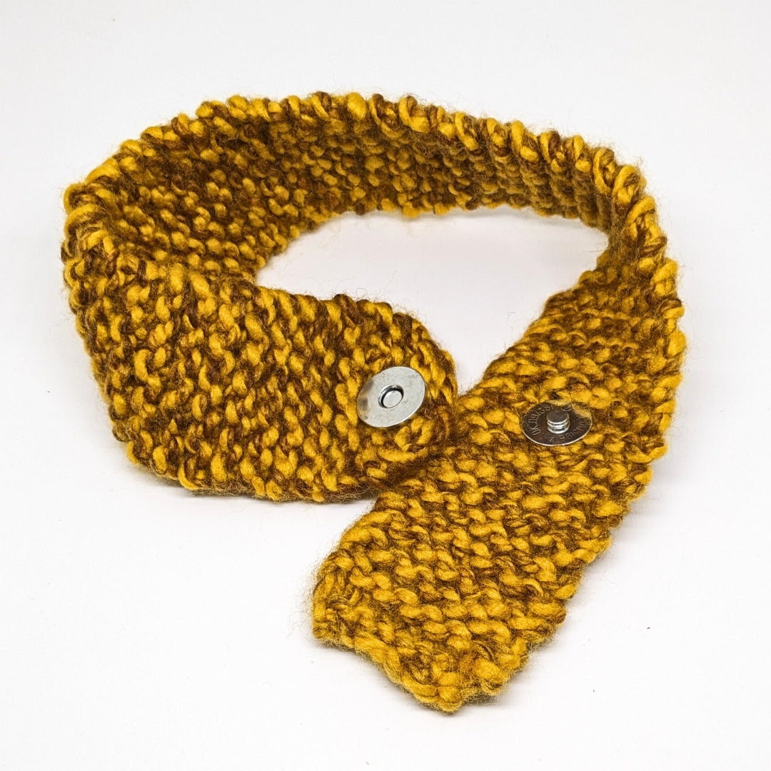 HRIKU® Crocheted Woollen Cat Muffler, Indian-Made, Handcrafted - Ombre
