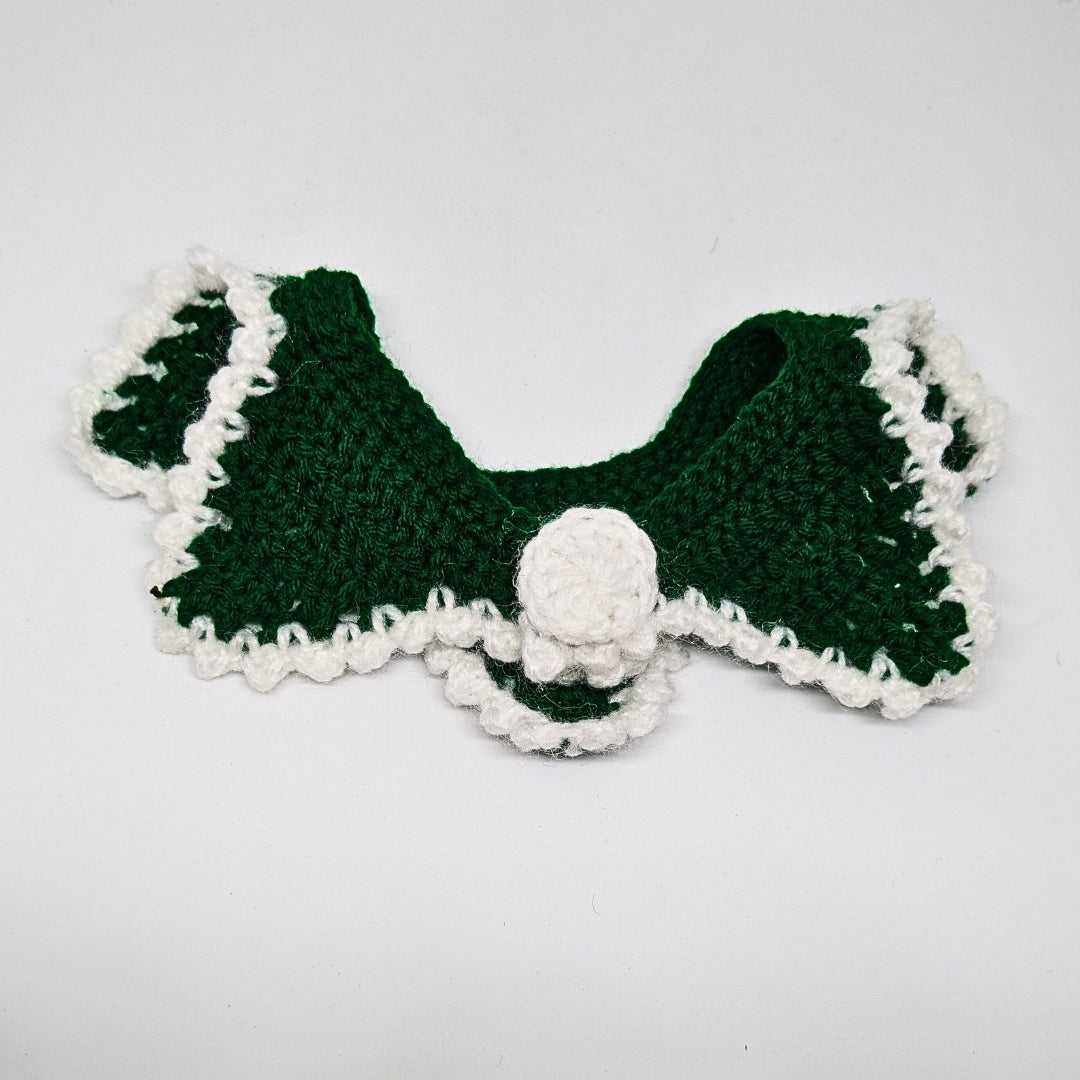 HRIKU® Christmas Wool Crochet Cat Muffler - Cozy & Festive (Green)