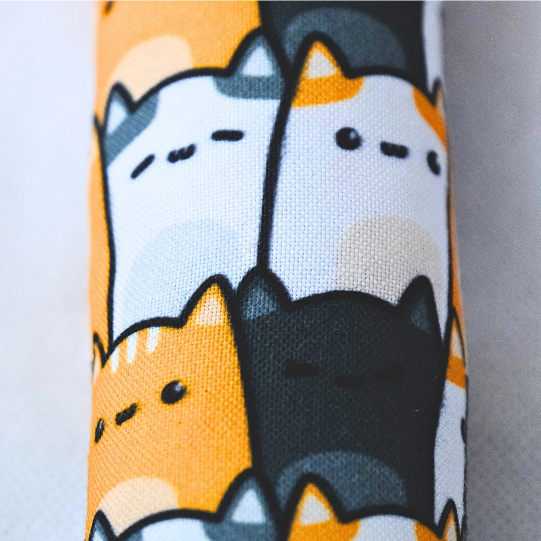 HRIKU® Catnip Canvas Kicker Toy, Organic Himalayan Catnip – Neko Parade (Orange-Grey)