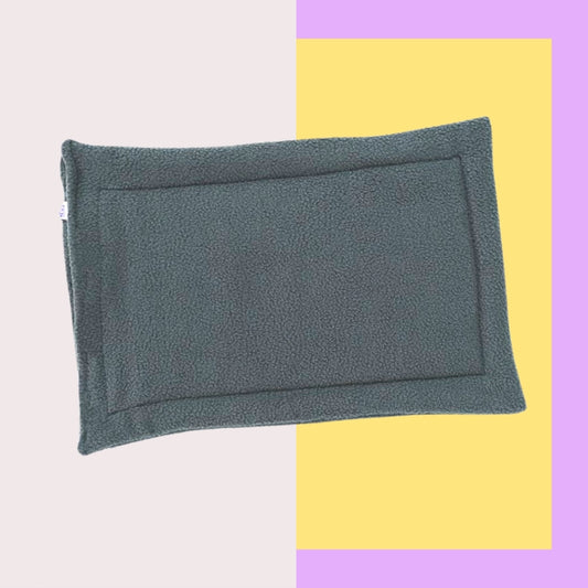 HRIKU® Fleece Cat Carrier Insert, Organic Catnip, Indian-Made - Grey
